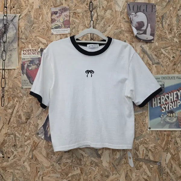 [BUNJANG] Black Trim Ribbon Embroidery Short Sleeve T-Shirt / 블랙배색 리본 자수 반팔 티셔츠
