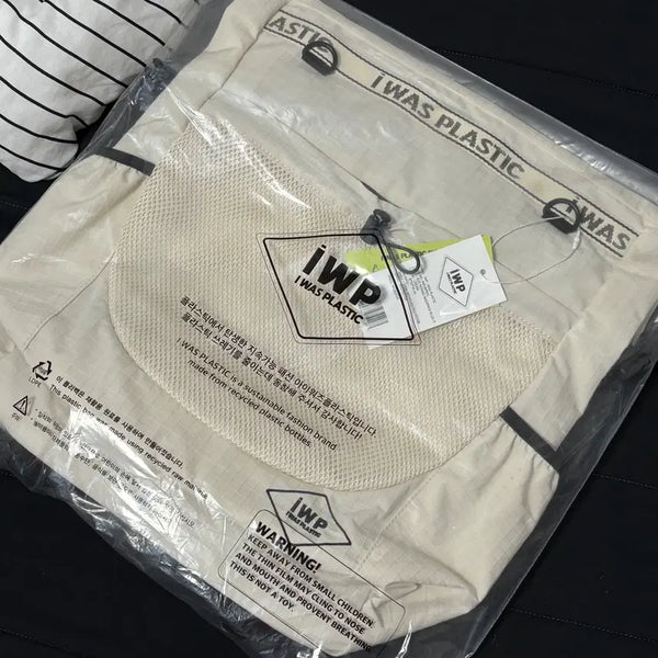 [BUNJANG] Iwasplastic Eco Nomad Backpack Plus 17L Cream New / 아이워즈플라스틱 에코 노마드 백팩 플러스 17L 크림 새상품