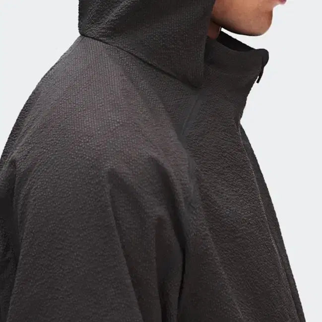 [BUNJANG] On Running Performance Vault Jacket (L) / On 온 러닝 퍼포먼스 볼트 재킷 L (새상품)