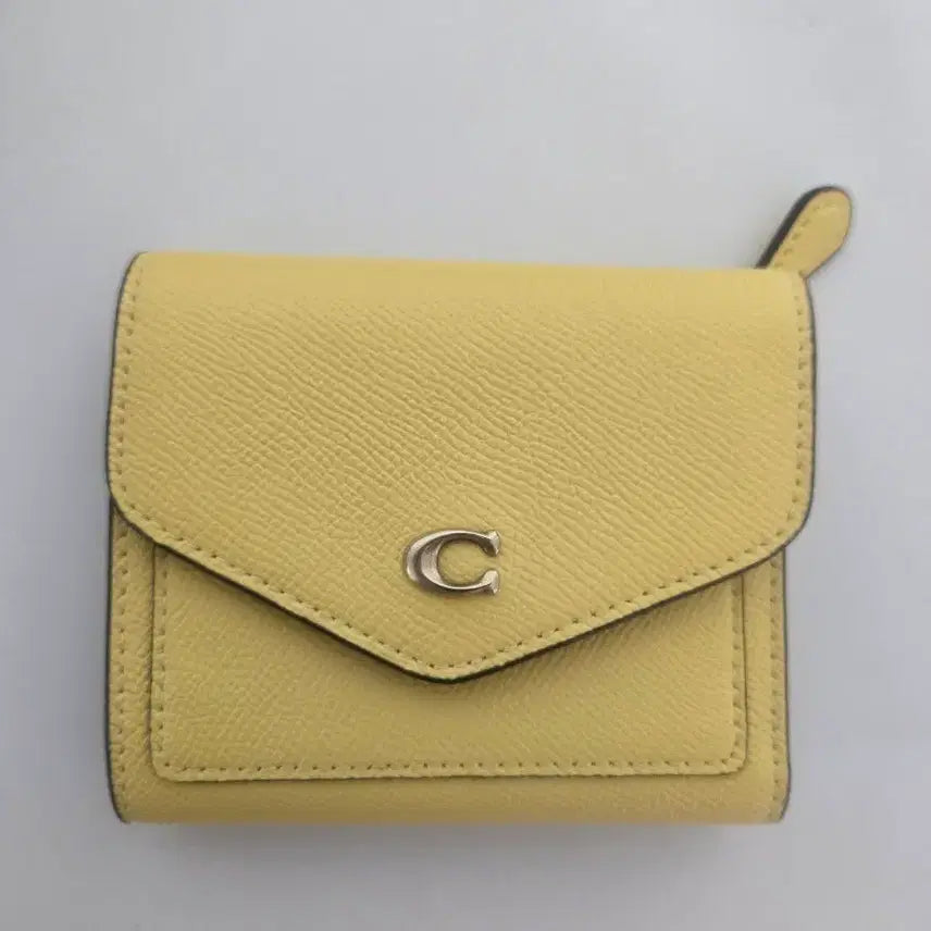 [BUNJANG] Coach Women's Yellow Wallet / 코치 여성 지갑 옐로우