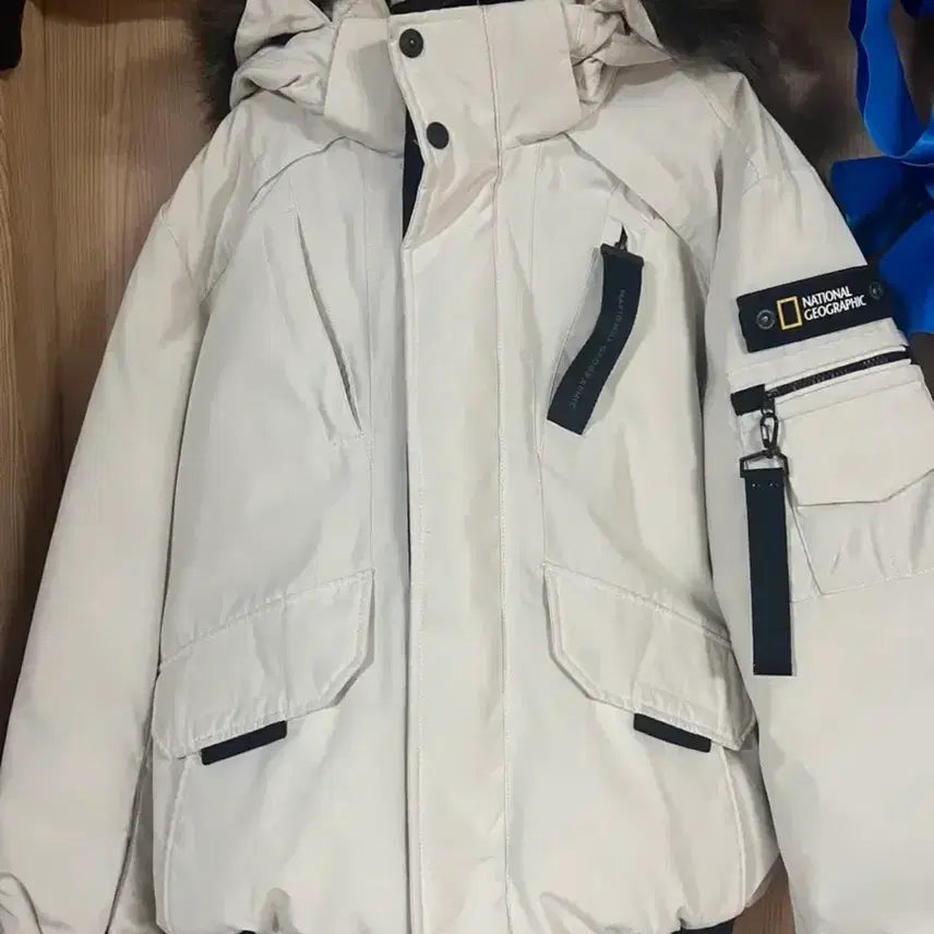 [BUNJANG] National Geographic White Puffer Jacket XXL / 내셔널지오그래픽 화이트 패딩 XXL
