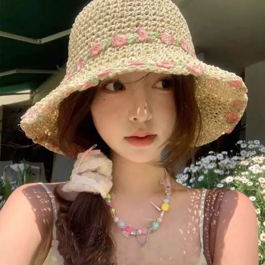 [BUNJANG] Flower Rattan Bucket Hat / 플라워 라탄 버킷햇
