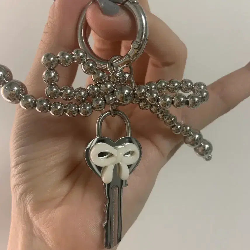 [BUNJANG] Heart Ribbon Bold Keyring / 하트 키링 리본키링 볼드키링 열쇠키링