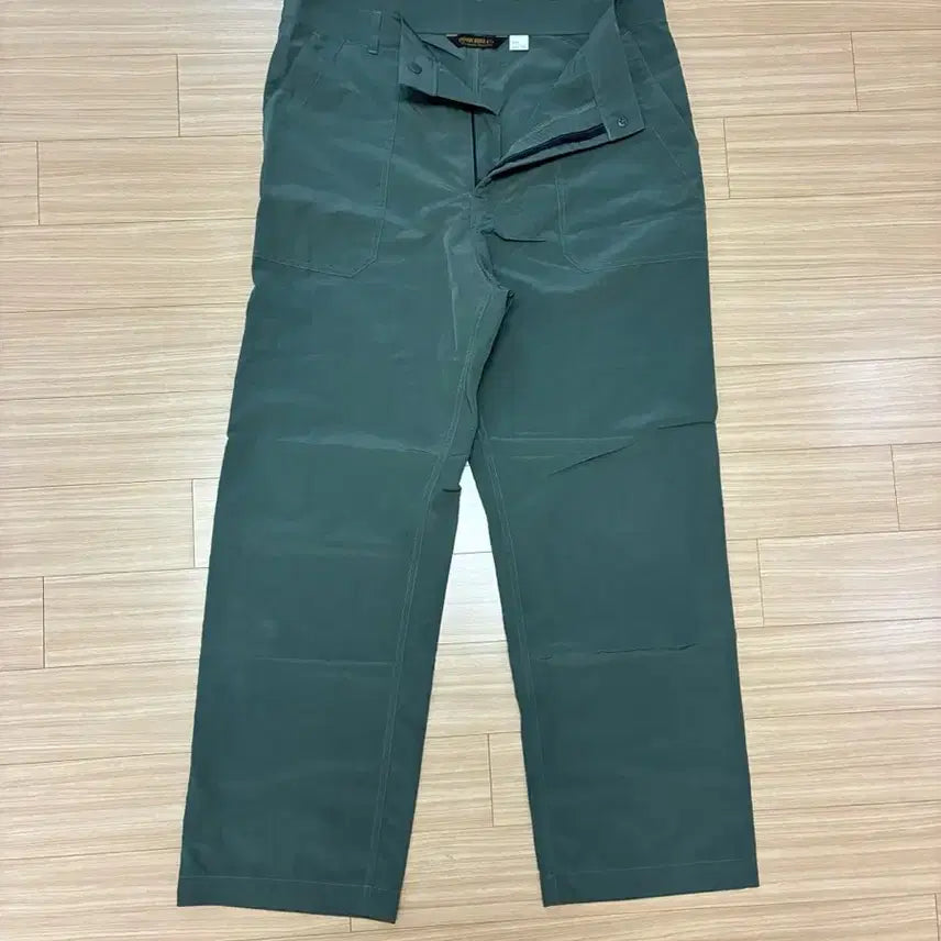 [BUNJANG] Uniform Bridge Khaki Pants / 유니폼 브릿지 카키 바지