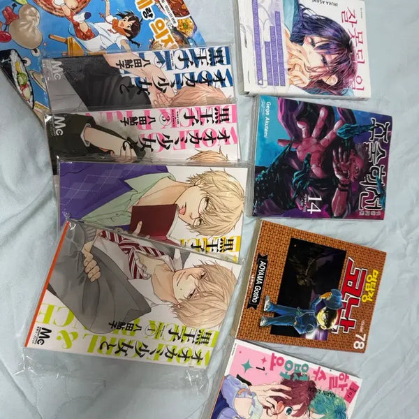 [BUNJANG] Suzuya's Door Knocking, Jujutsu Kaisen, Kaguya-sama, Wolf Girl and Black Prince, Detective Conan Manga Bundle / 만화책 팔아용