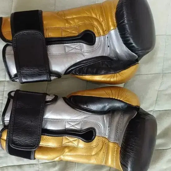 [BUNJANG] WIBOX Premium Genuine Leather Boxing Gloves Gold/Silver / 권투 글러브 골드/실버 위박스 프리미엄 천연가죽