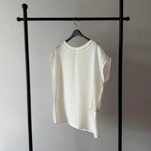 [BUNJANG] Izzat BABA Ivory Blouse / 아이잗바바 Izzat BABA 아이보리