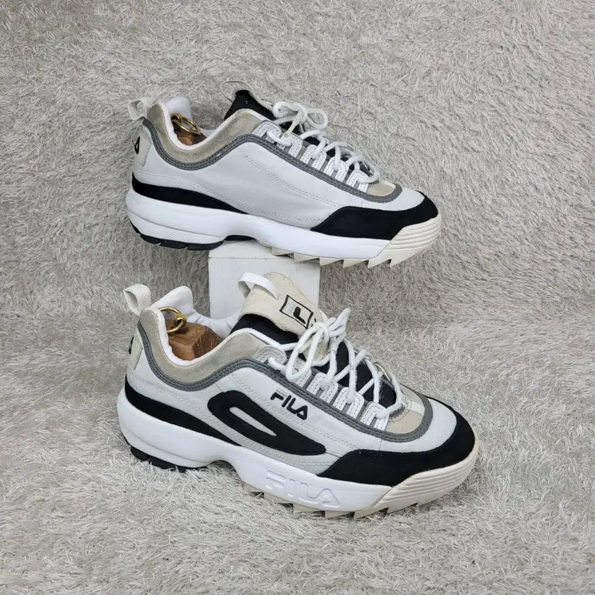 [BUNJANG] FILA Disruptor 2 Washed Sneakers / 구제짱짱맨 260 FILA 휠라 디스럽터2 워싱 스니커즈