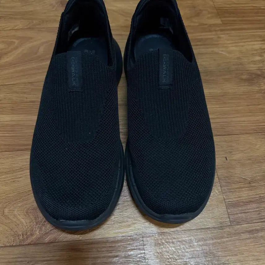[BUNJANG] Skechers Go Walk Sneakers Size 260-265 / [260-265] 스케쳐스 고워크 운동화