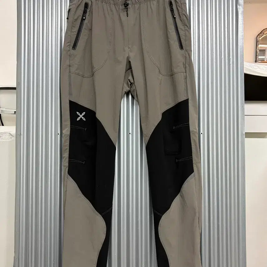 [BUNJANG] Montura Vertigo Light Khaki Black Panel Trekking Pants / [M] 몬츄라 버티고 라이트 카키 블랙 배색 등산 트레킹 팬츠 7.9