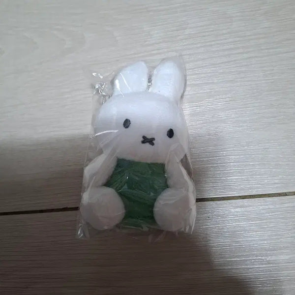 [BUNJANG] Miffy Doll Keychain Green / 미피 인형 키링 초록색