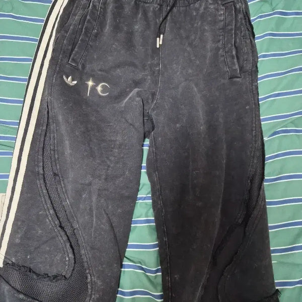 [BUNJANG] Adidas x Thug Club Teamgeist Pants / 아이다스 떠그클럽 팀가이스트 팬츠 M