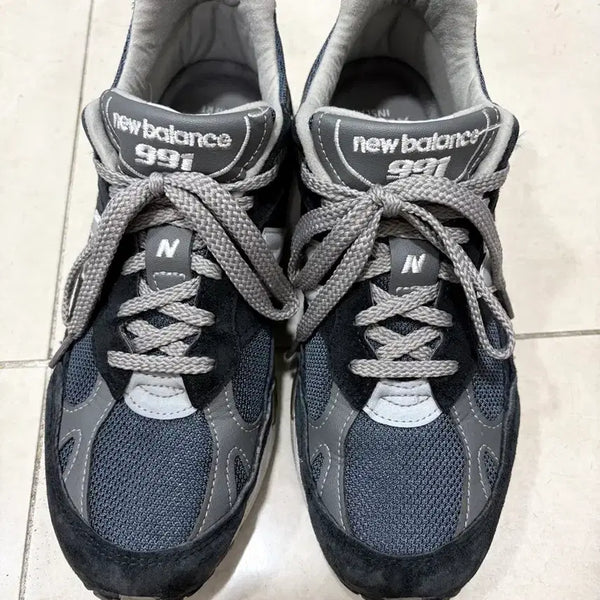[BUNJANG] New Balance 991 Navy Sneakers / 뉴발란스 991 네이비 250