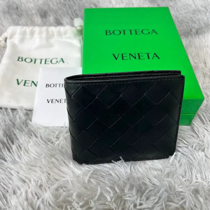 [BUNJANG] Bottega Veneta Intrecciato Bi-fold Wallet Black / 보테가 인트레치아토 반지갑