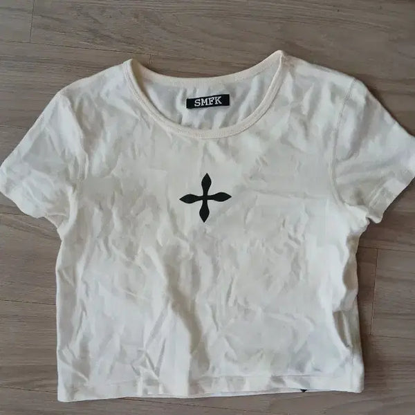 [BUNJANG] SMFK Logo Short-Sleeve T-Shirt White Size S An Yu Jin / 정품 SMFK 반팔티 흰색 S사이즈 세탁1회보관 155-80A 안유진