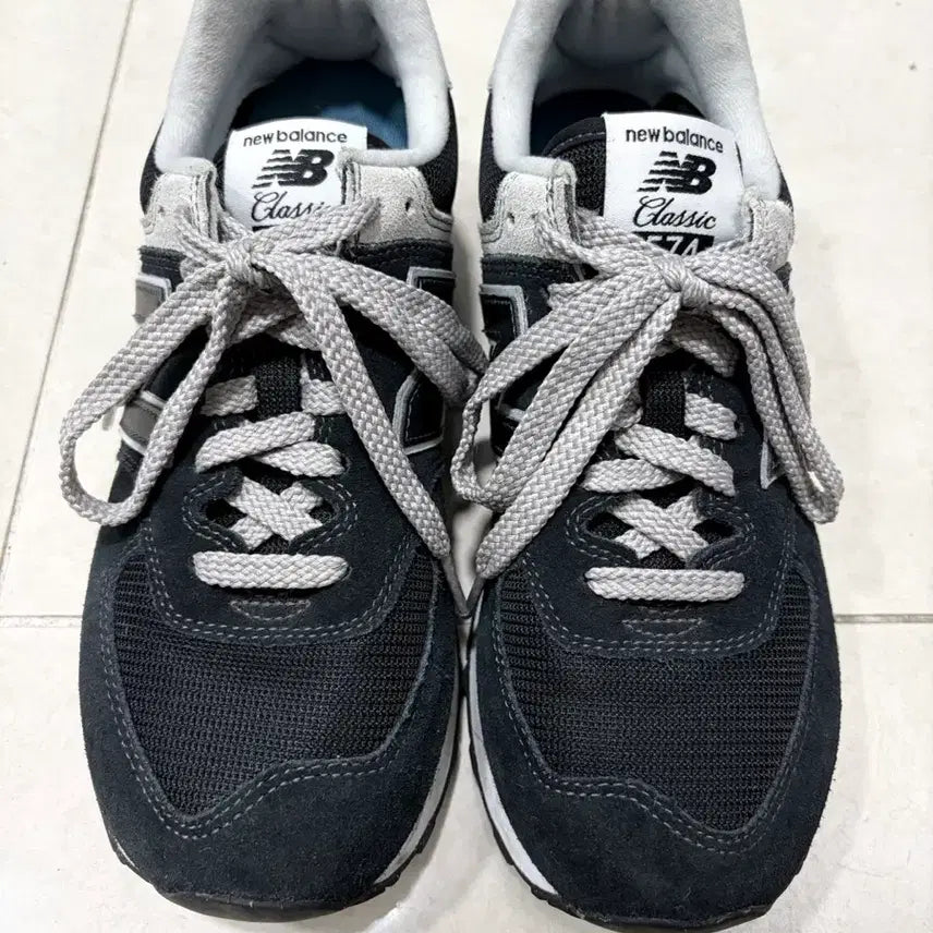 [BUNJANG] New Balance 574 Black Sneakers (Size 250) / 뉴발란스 574 블랙 250