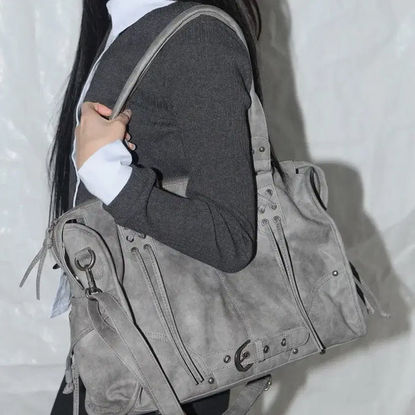 [BUNJANG] Fancy Club Belted Washed Leather Bag Grey / 택포) 팬시클럽 벨티드 워싱 레더백 그레이 팔아요