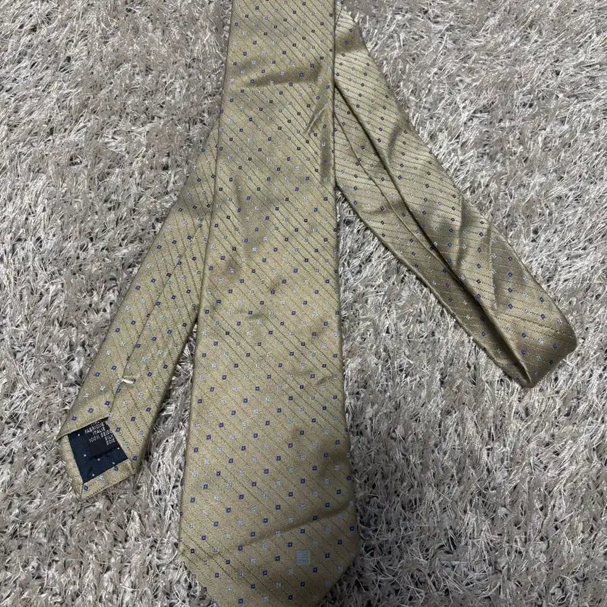 [BUNJANG] Givenchy Silk Necktie / 이태리제 지방시 실크 넥타이