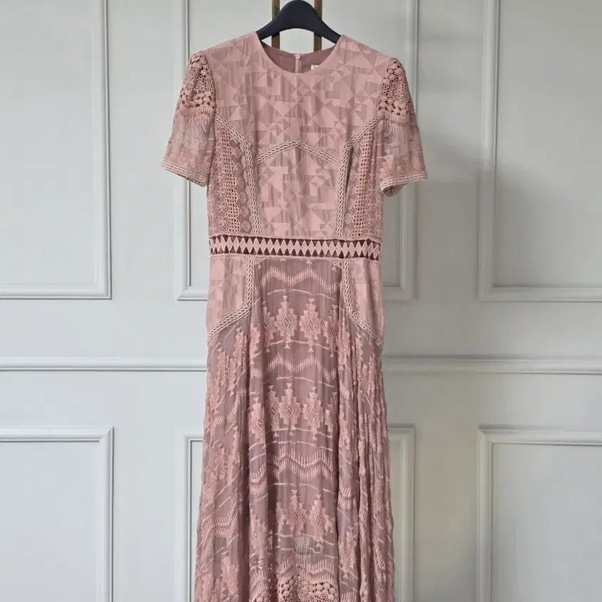 [BUNJANG] Indie Pink Lace Embroidered Ethnic Pattern Slim Fit Maxi Dress / 24 페이우