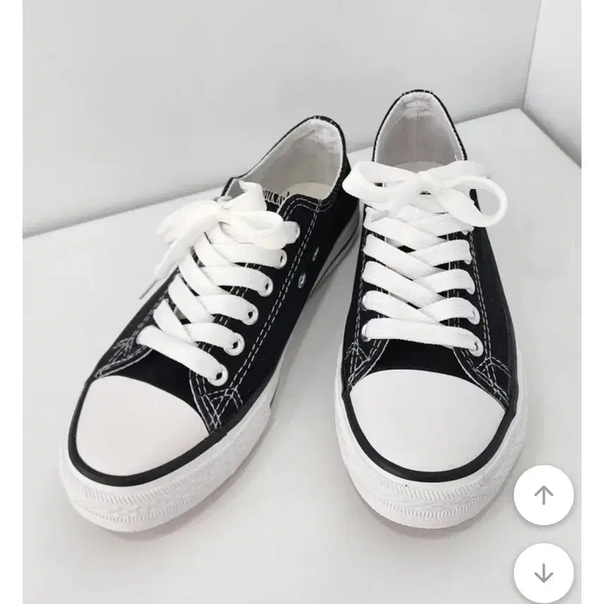 [BUNJANG] Converse Black Sneakers / 컨버스 블랙