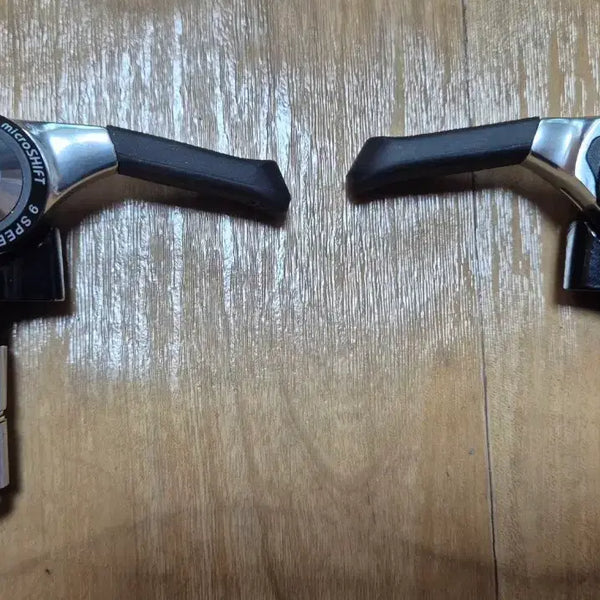 [BUNJANG] Microshift Bar End Shifter 9-Speed / 마이크로쉬프터 바엔드쉬프터 9단 입니다