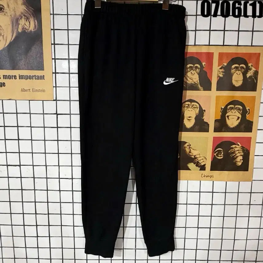 [BUNJANG] Nike Swoosh Logo Black Training Pants - Size S / 나이키 스우시 로고 블랙 트레이닝 팬츠 S
