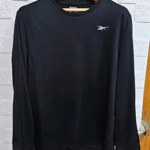 [BUNJANG] Reebok Functional Long Sleeve T-Shirt Black XL / (J)리복 기능성 긴팔티셔츠 검정색 XL