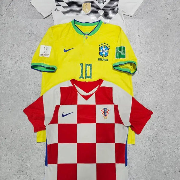 [BUNJANG] Nike Brazil 2024-26 Home, Croatia 2020-22 Home, Germany 2018-20 Home Short Sleeve Jerseys (Bundle) / 나이키 24-26브라질 홈,20-22크로아티아홈, 18-20독일 홈 반팔