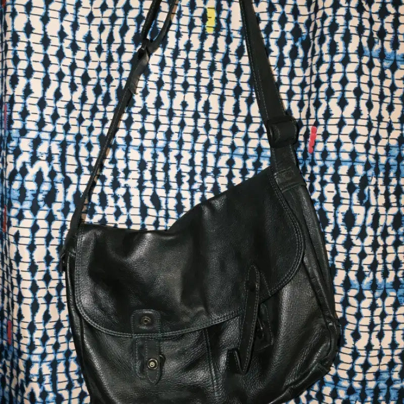 [BUNJANG] Porter Black Leather Crossbody Bag / porter 블랙 레더 크로스백