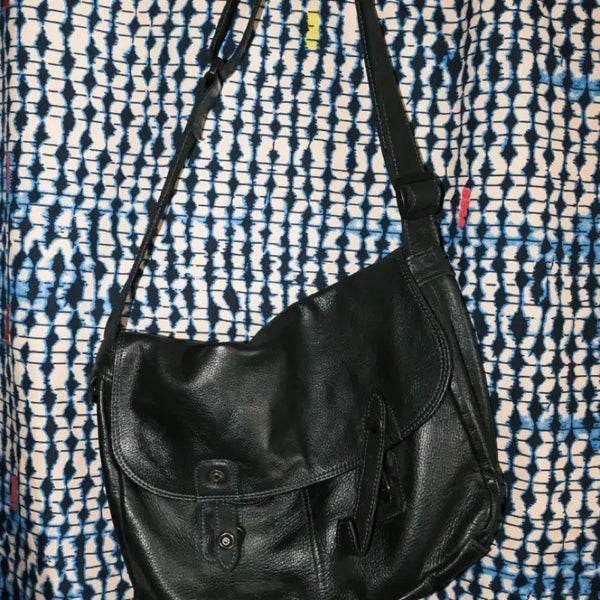 [BUNJANG] Porter Black Leather Crossbody Bag / porter 블랙 레더 크로스백