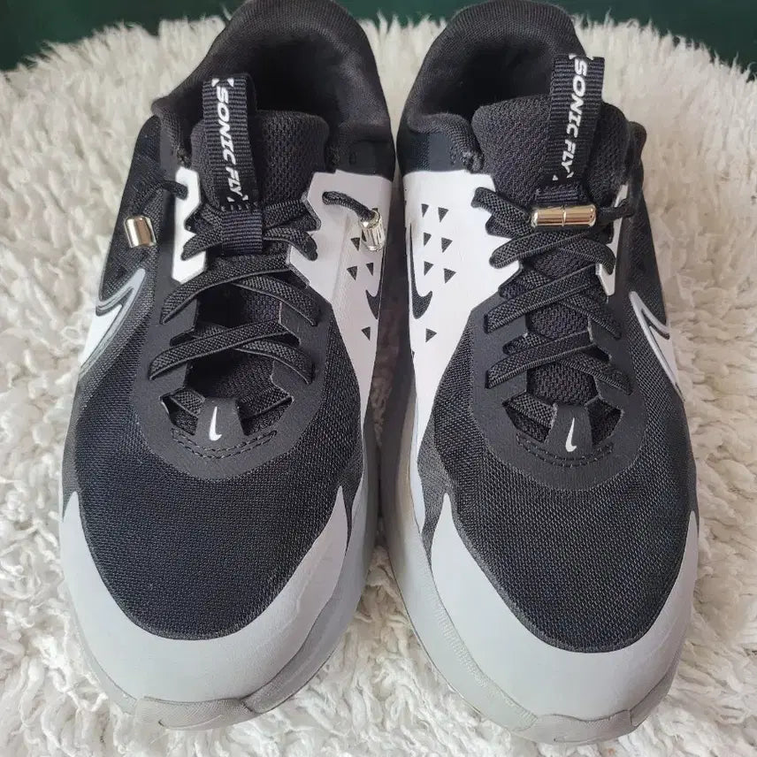 [BUNJANG] Nike Sonic Fly Training Shoes 240mm / 나이키 소닉 플라이 트레이닝화 240