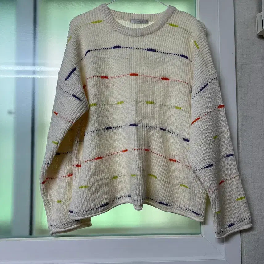 [BUNJANG] VANNIEKE Sweater Ivory / 반에이크 스웨터 아이보리