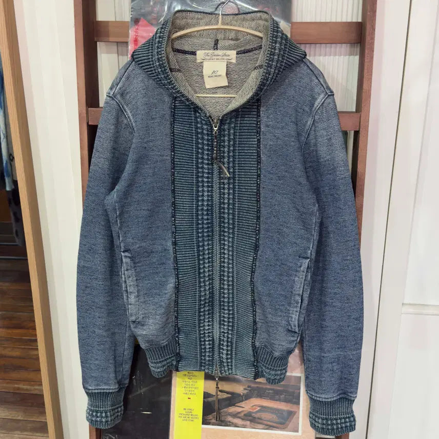 [BUNJANG] Romy Relief Denim Hooded Zip-Up Jacket / 레미 릴리프 데님 후드 집업 자켓