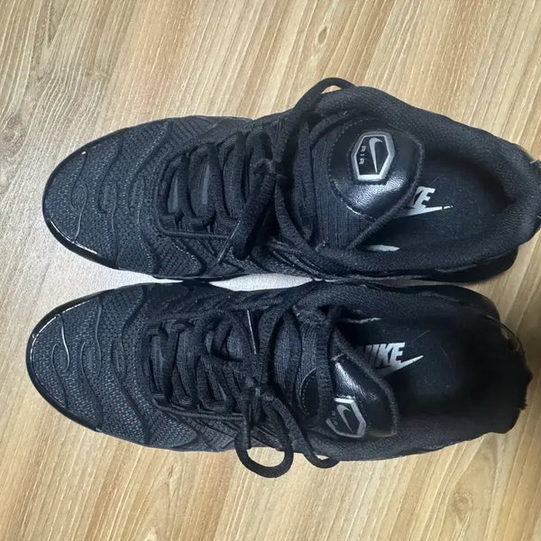 [BUNJANG] Nike Air Max Plus Triple Black Sneakers / (265)에어맥스 플어스 트리플블랙