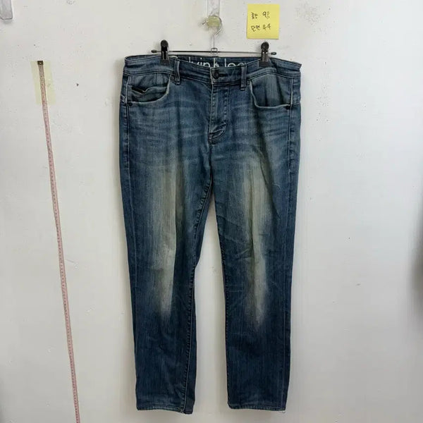 [BUNJANG] Calvin Klein Men's Washed Denim Pants / 캘빈클라인 청바지 남성용 워싱 데님 팬츠