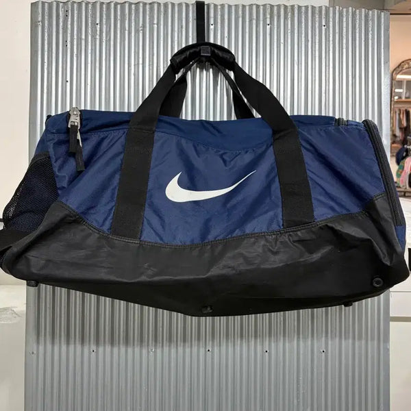 [BUNJANG] NIKE Navy Large Duffle Bag Boston Bag / [대형] NIKE 나이키 네이비 더플백 보스턴백 2.9