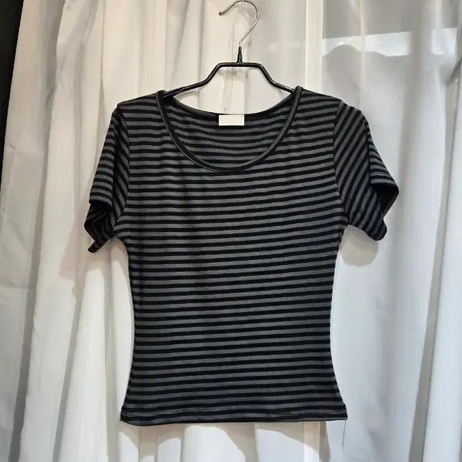 [BUNJANG] Khaki Stripe Short Sleeve T-Shirt / 허리라인 카키 스트라이프 반팔