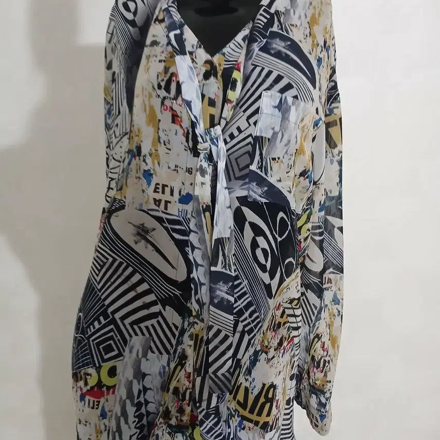 [BUNJANG] Egoist Tie-Match Print Blouse / 에고이스트 타이 매치 프린트 블라우스
