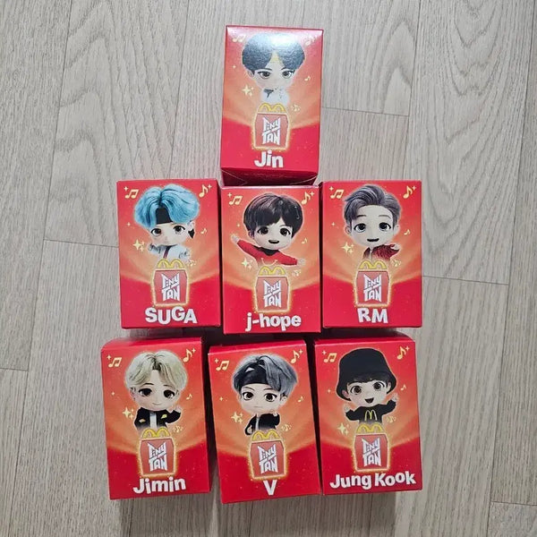 [BUNJANG] BTS McDonald's Happy Meal Figure Bundle Set Jungkook Jimin V Jin Suga RM / (일괄) 방탄bts 맥도날드 해피밀 피규어 정국지민태형석진윤기남준포카