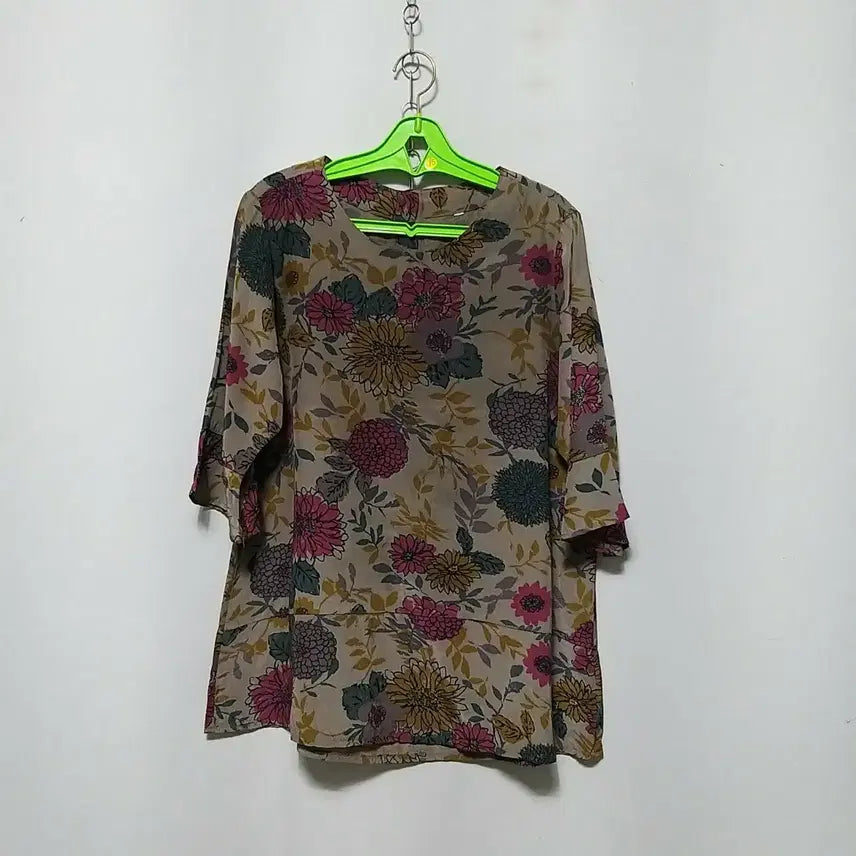 [BUNJANG] Punggi In-gyeon 7-Sleeve Floral Blouse / 라75 풍기인견상의
