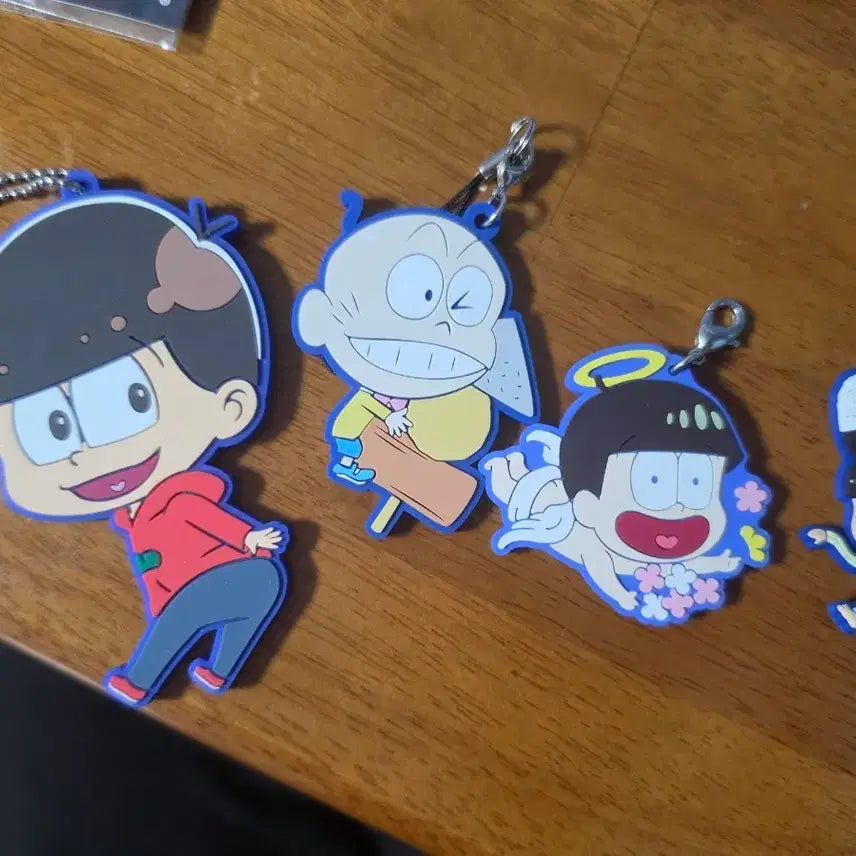 [BUNJANG] Osomatsu-san Osomatsu Jyushimatsu Chibita Keyring Bundle Set / 오소마츠상 오소마츠 쥬시마츠 치비타 키링 일괄 1.8 판매