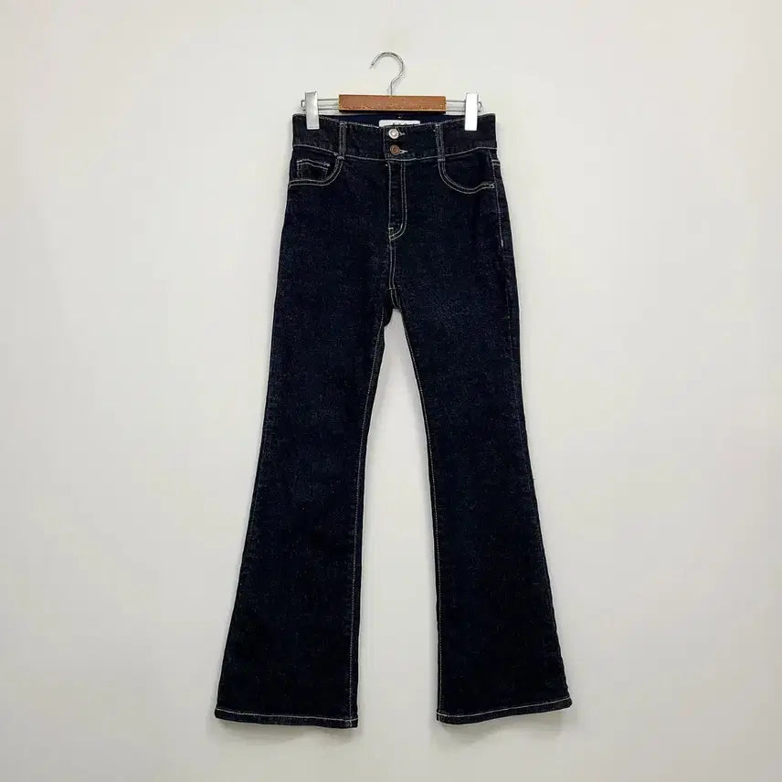 [BUNJANG] Egoist High-Waisted Bootcut Jeans / 에고이스트 하이웨스트 부츠컷 청바지/66/앨리스/1779