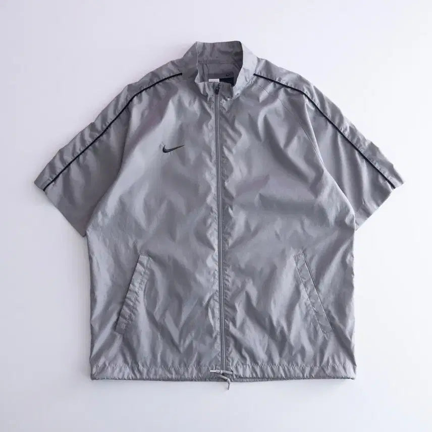 [BUNJANG] Nike Back Logo Short-Sleeve Windbreaker (M) / 나이키 백로고 반팔 바람막이 M