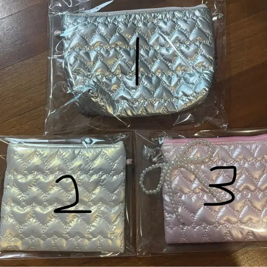[BUNJANG] Metal Cosmetic Pouch / 귀여운 메탈 화장품 파우치