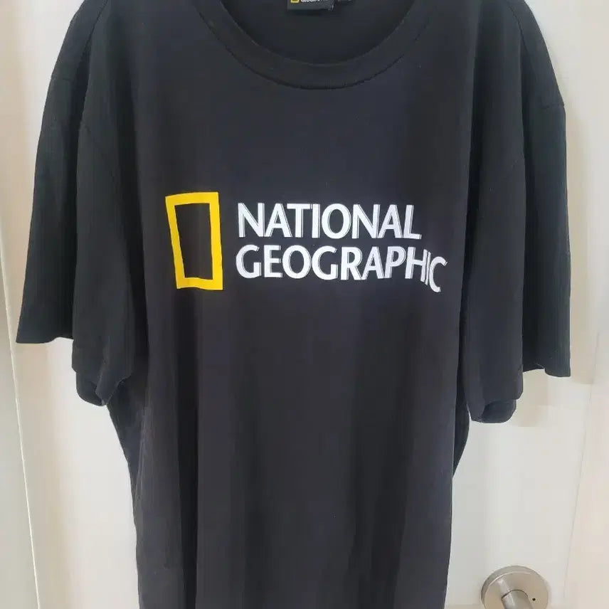 [BUNJANG] National Geographic Black Short Sleeve T-Shirt XXL / 내셔널 지오그래픽 반팔 티셔츠 블랙