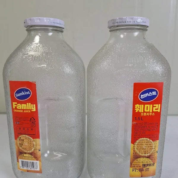 [BUNJANG] Vintage Haitai Family Orange Juice Glass Bottles (2-piece set) / 근대사 수집 옛날 해태 훼미리 쥬스병 1.5L 2개