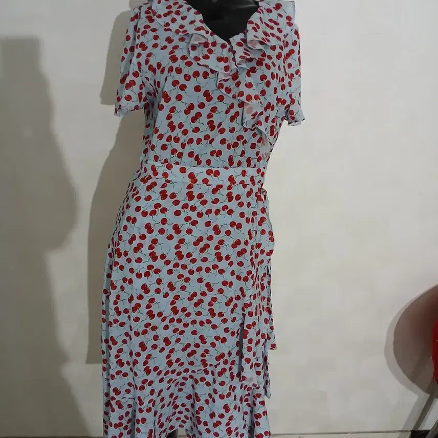 [BUNJANG] Satin Ruffle Wrap Dress / 021 샤틴 러플 랩디자인 원피스