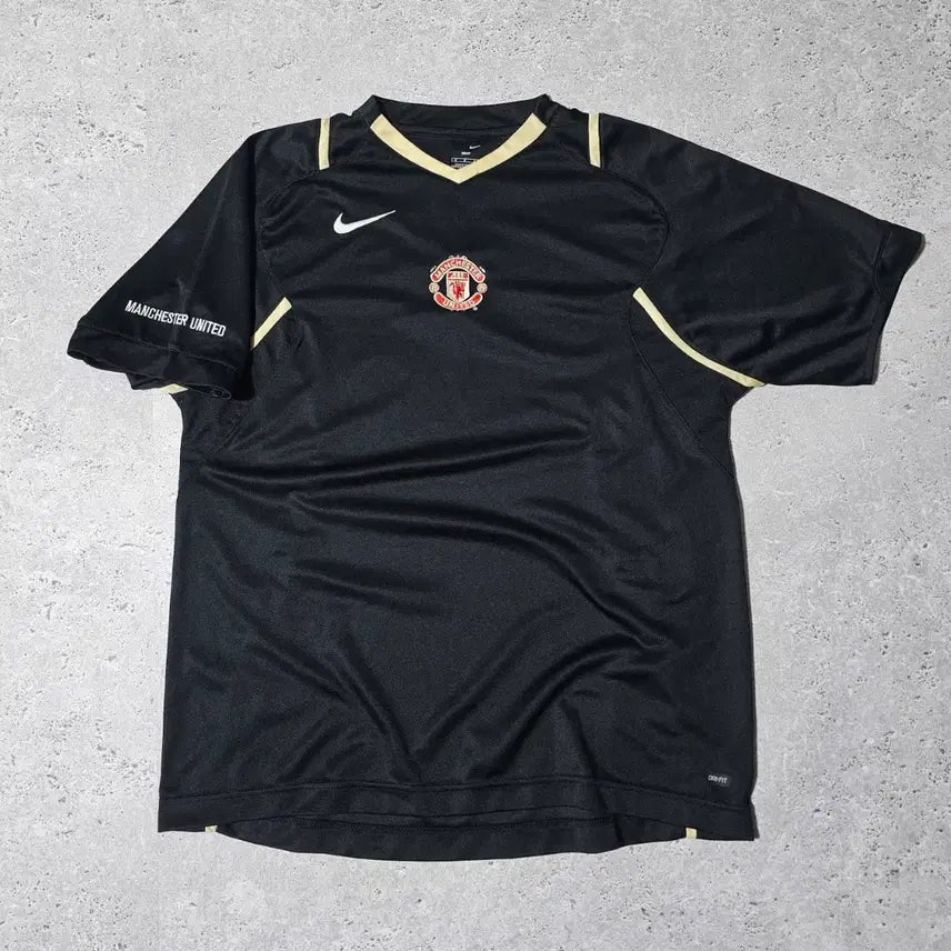 [BUNJANG] Nike Manchester United 06-07 Training Jersey Short Sleeve / 나이키 맨체스터 유나이티드 06-07 트레이닝 유니폼 훈련복 반팔