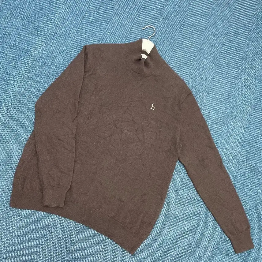 [BUNJANG] Hazzys Turtle Neck Knit 110 / [110] 헤지스 터틀넥 니트 만원샵