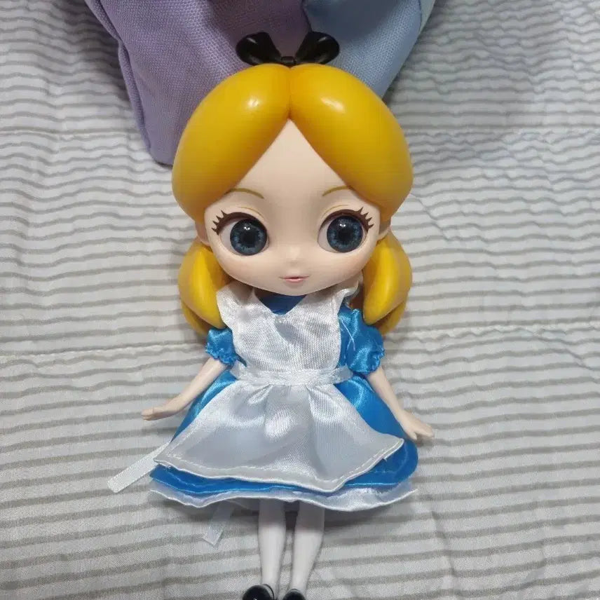[BUNJANG] Alice in Wonderland Ball-Jointed Doll / 앨리스 피규어 쿠이쿠이 인형 이상한 나라의 앨리스 구체관절 구관